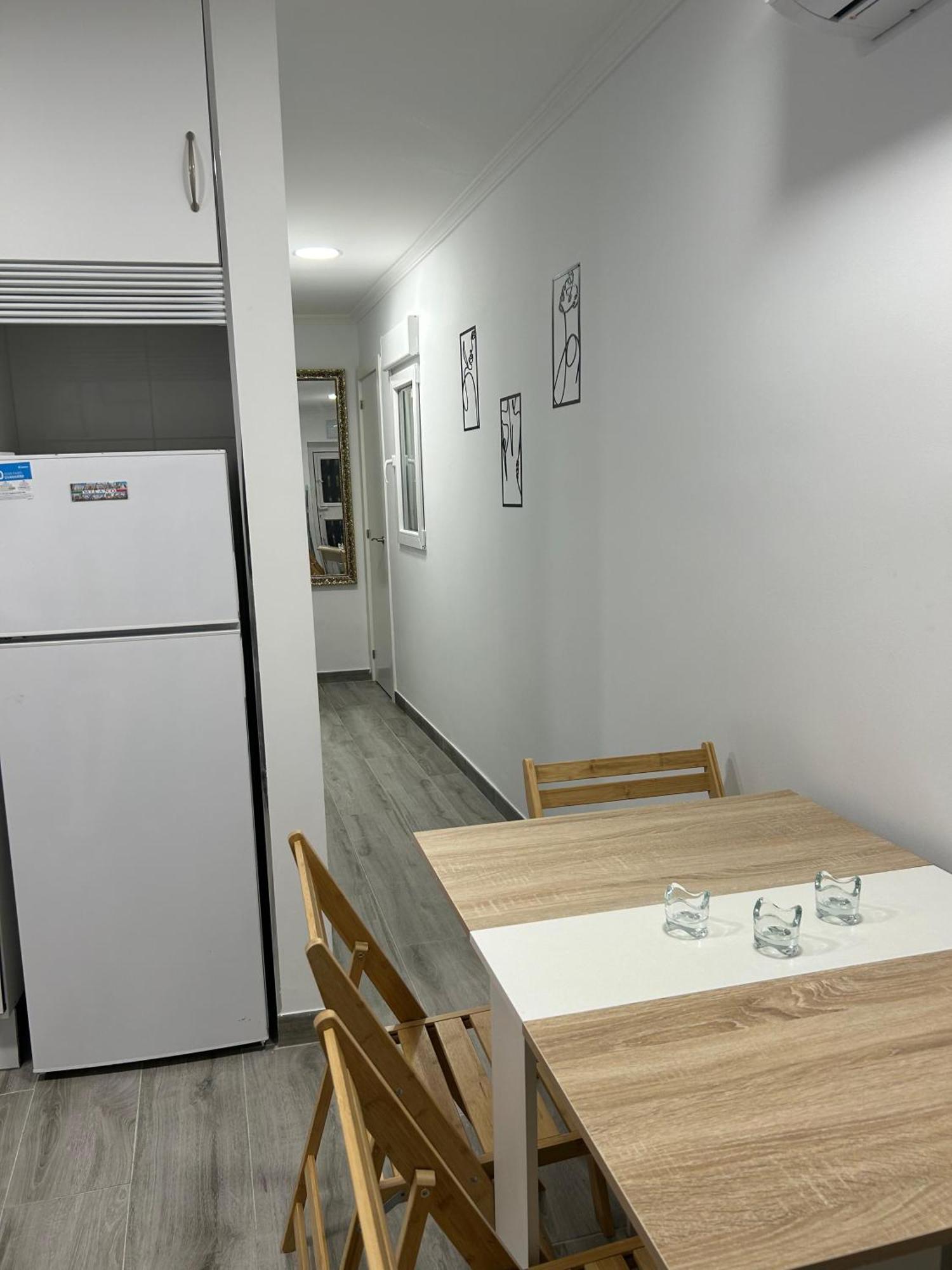 A Unos Pasos A Paseo Del Prado Apartman Madrid Kültér fotó