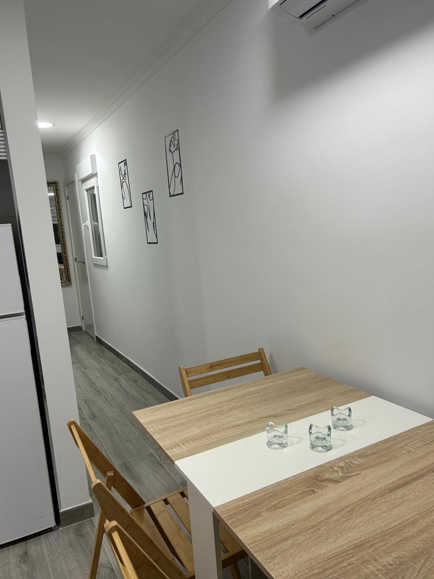 A Unos Pasos A Paseo Del Prado Apartman Madrid Kültér fotó