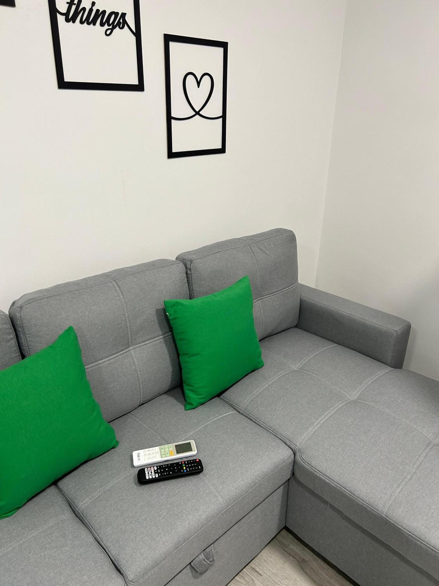 A Unos Pasos A Paseo Del Prado Apartman Madrid Kültér fotó